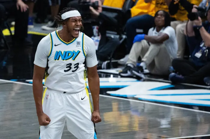NBA直播-步行者逆袭背后：特纳抨击媒体，东部决赛形势扑朔迷离